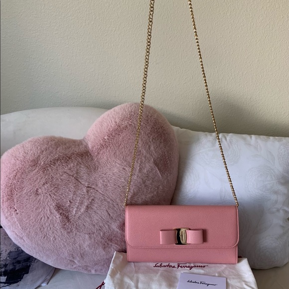 Salvatore Ferragamo Vara Bow clutch pink&gold $875 - Picture 2 of 6
